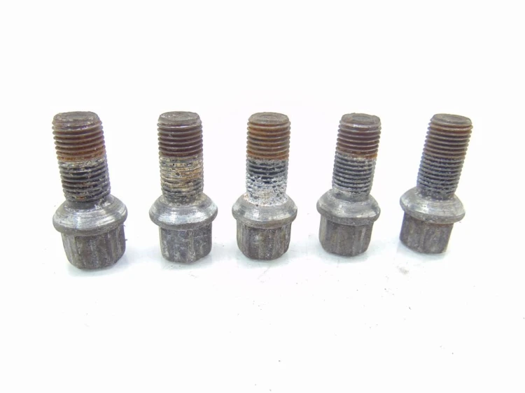 ŚRUBA FELG ALUMINIOWYCH VOLKSWAGEN EOS (2005 - 2015) 2.0 TDI
