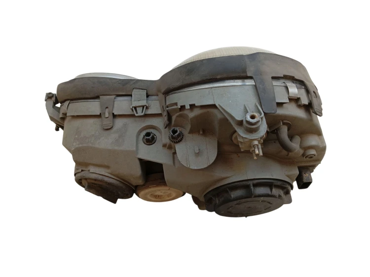LAMPA PRAWY PRZÓD MERCEDES E W210 LIFT (1999-2002) 2.2 CDI 143KM