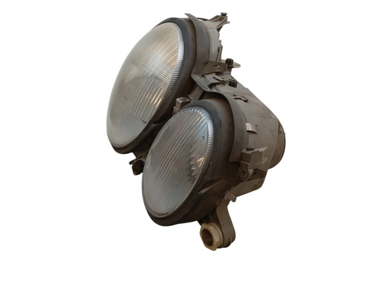 LAMPA PRAWY PRZÓD MERCEDES E W210 LIFT (1999-2002) 2.2 CDI 143KM