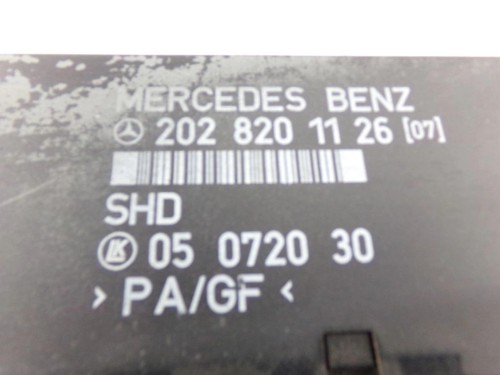 MODUŁ KOMFORTU MERCEDES C W202 1.8 16V 2028201126