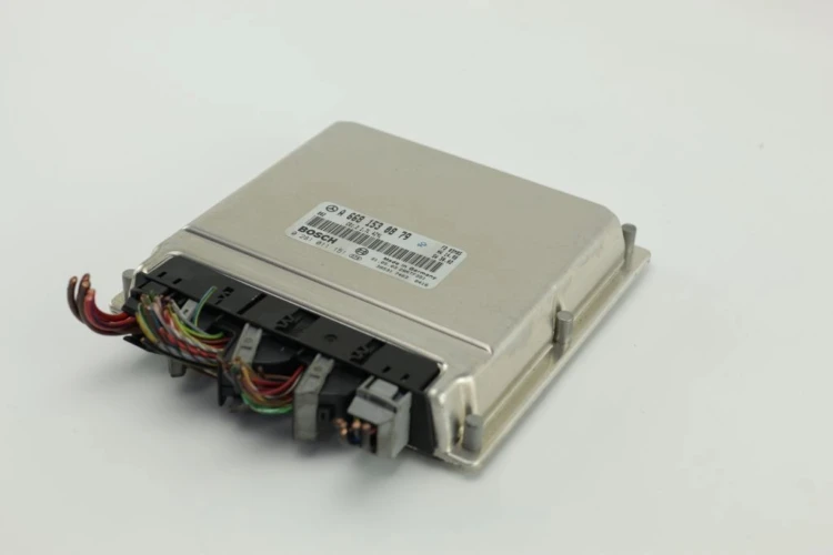 KOMPUTER STEROWNIK SILNIKA MERCEDES A W168 (1997-2005) A140 1.4BENZ A668153