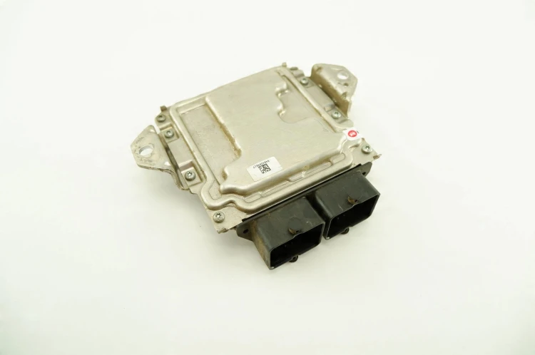 KOMPUTER STEROWNIK SILNIKA SUZUKI SX-4 LIFT (2009-2013) 1.5 112KM 33920-55L