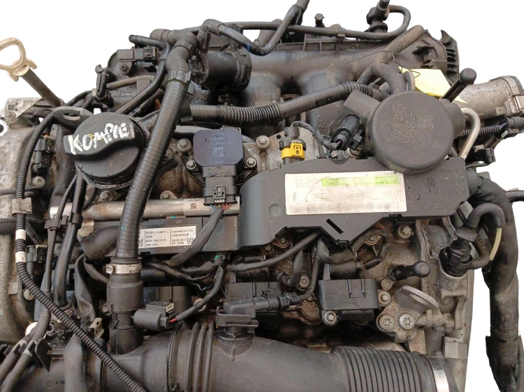 SILNIK KOMPLETNY MERCEDES A W176 (2012-2015) 1.6 CGI 122KM 270910