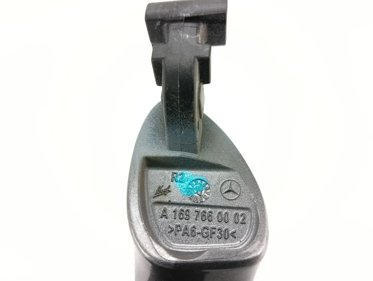 KLAMKA ZEWNĘTRZNA PRAWY PRZÓD MERCEDES B W245 LIFT (2008-2011) 1.7 116KM A1