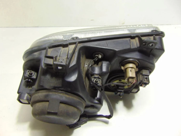 LAMPA LEWY PRZÓD CHRYSLER 300C (2004 - 2010) 3.0 CRD 218 KM