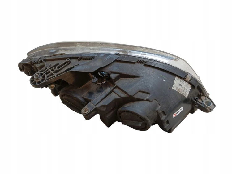 LAMPA REFLEKTOR LEWY PRZÓD MERCEDES W204 (07-11) EUROPA