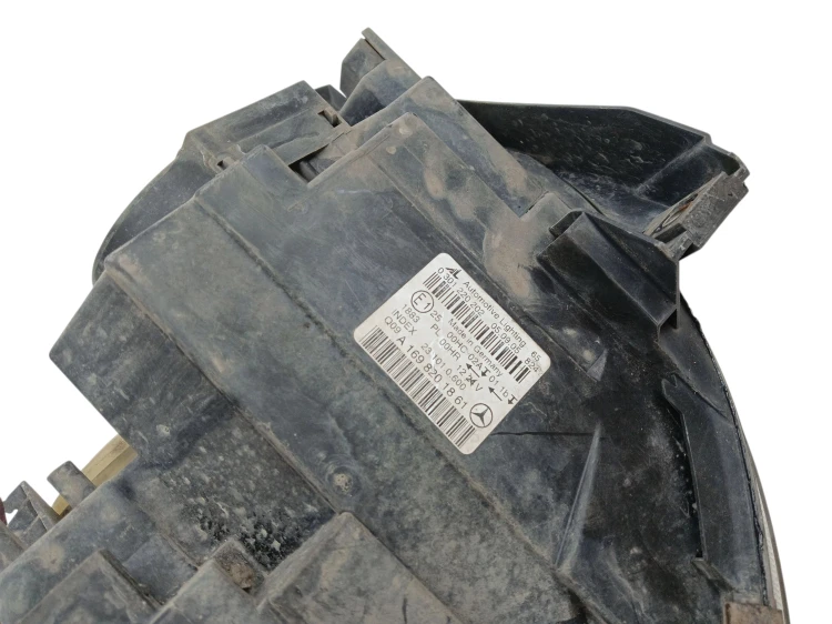 LAMPA PRAWY PRZÓD MERCEDES B W245 (2005-2008) 2.0 16V 136KM A1698201861