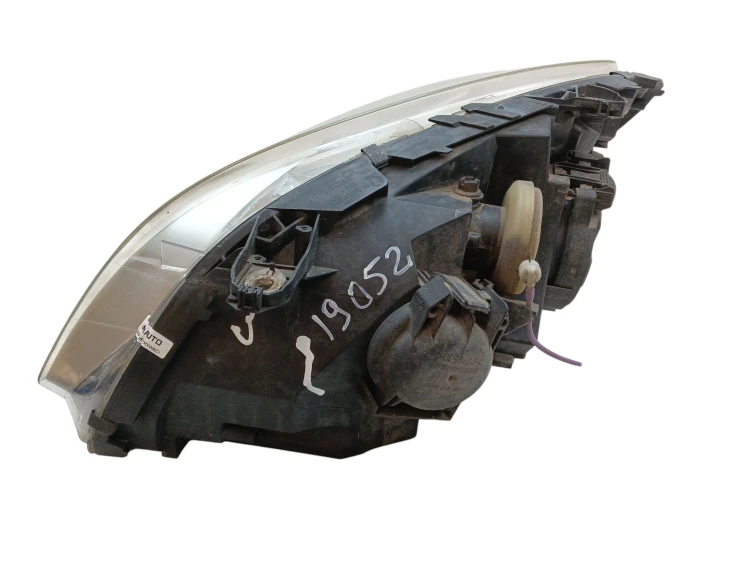 LAMPA PRAWY PRZÓD MERCEDES B W245 (2005-2008) 2.0 16V 136KM A1698201861
