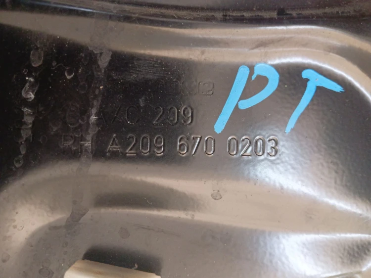 PODNOŚNIK SZYB PRAWY TYŁ MERCEDES CLK W209 (2003-2005) 1.8 Kompressor 163KM