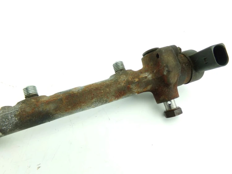 LISTWA WTRYSKOWA MERCEDES A- W168 1.7 cdi 6680700095