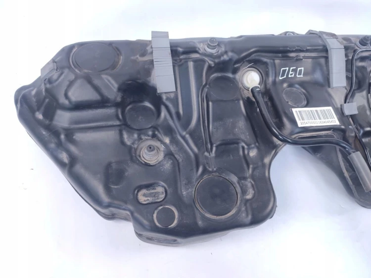 ZBIORNIK PALIWA BAK MERCEDES C W205 (2015-2018) 2.2 CDI 170KM