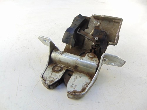 ZAMEK KLAPY BAGAŻNIKA MERCEDES VANEO W414 1.7 CDI 4147400035