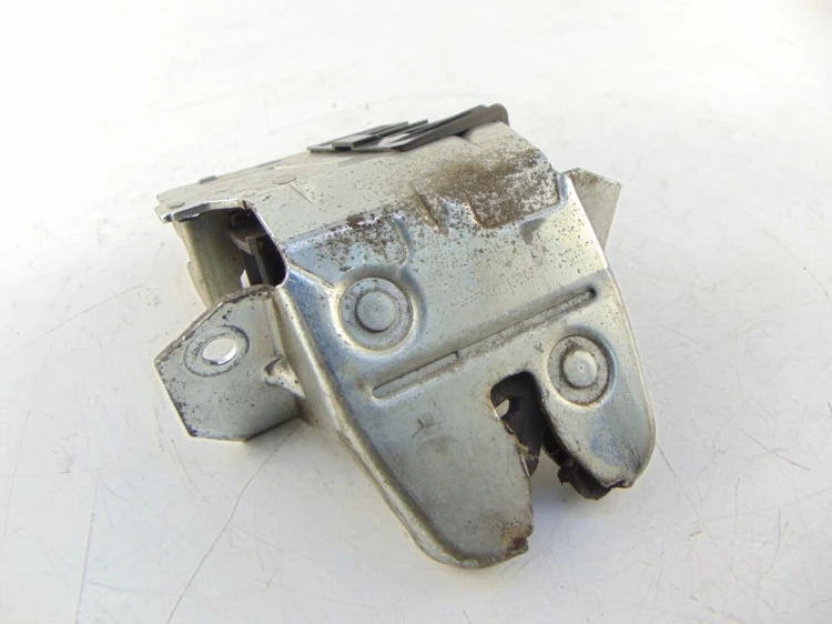 ZAMEK KLAPY BAGAŻNIKA MERCEDES VANEO W414 1.7 CDI 4147400035