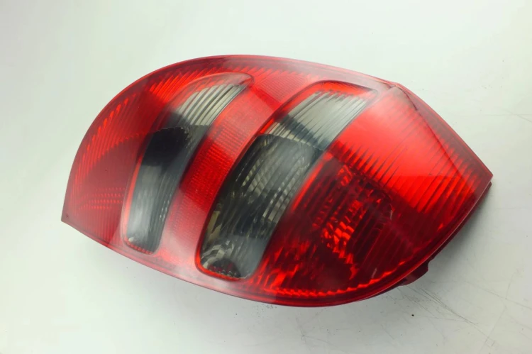 LAMPA LEWY TYŁ MERCEDES A W169 (2004-2012) 2.0 CDI