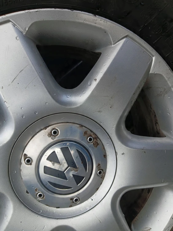 FELGI Z OPONAMI VOLKSWAGEN TOUAREG I 7L (2002-2006) 5.0 V10 TDI 313KM 71660