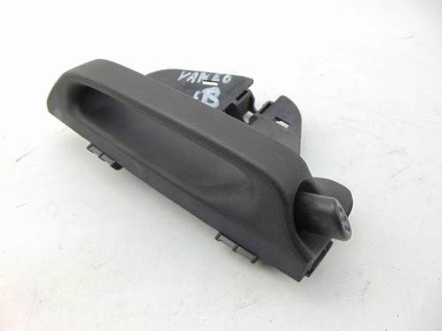 KLAMKA WEWNĘTRZNA LEWY TYŁ MERCEDES VANEO W414 1.7 CDI A4147600761