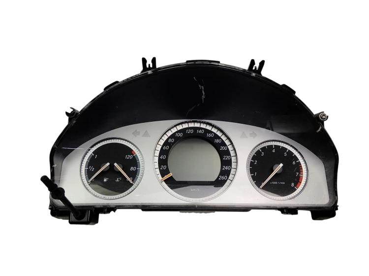 LICZNIK MERCEDES C W204 (2007-2011) 1.8 KOMPRESSOR 184KM 2045405348