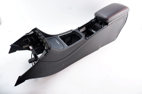 TUNEL ŚRODKOWY MERCEDES A W176 (2012-2015) 1.5 CDI 109KM A1766800800