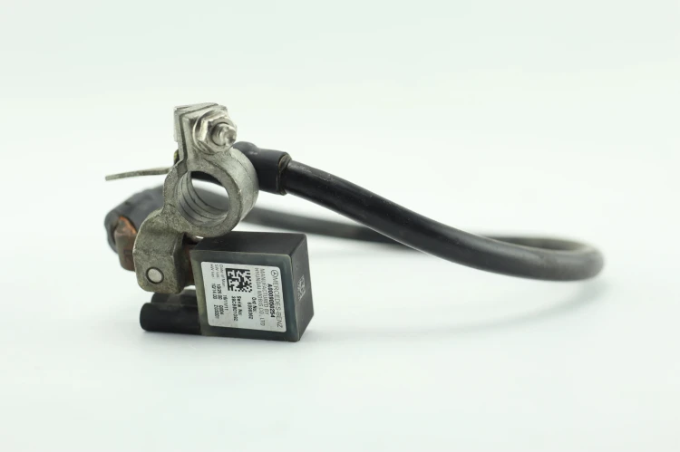 KLEMA AKUMULATORA MINUSOWA MERCEDES E W212 (2009-2012) 2.2 CDI 204KM A00090