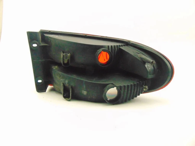 LAMPA PRAWY TYŁ DAEWOO LANOS