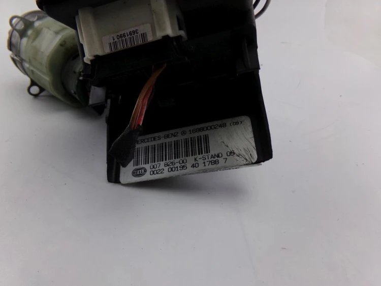 POMPKA ZAMKA CENTRALNEGO MERCEDES A- W168 1.7 cdi A1688000248