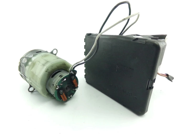 POMPKA ZAMKA CENTRALNEGO MERCEDES A- W168 1.7 cdi A1688000248