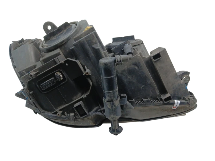 LAMPA LEWY PRZÓD MERCEDES C W204 (2007-2011) 2.2 CDI 170KM A2048208961