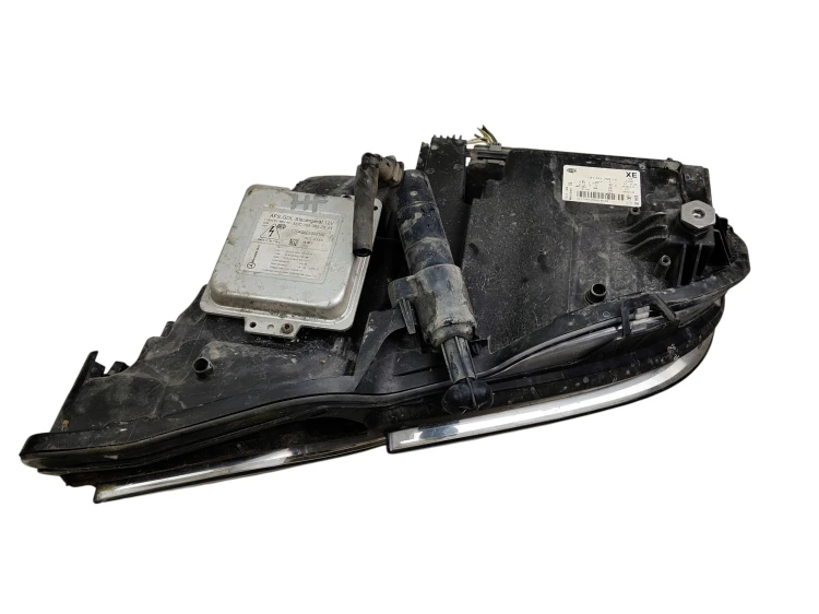 LAMPA PRAWY PRZÓD MERCEDES E W212 (2009-2012) 2.2 CDI 170KM KOMPLETNA
