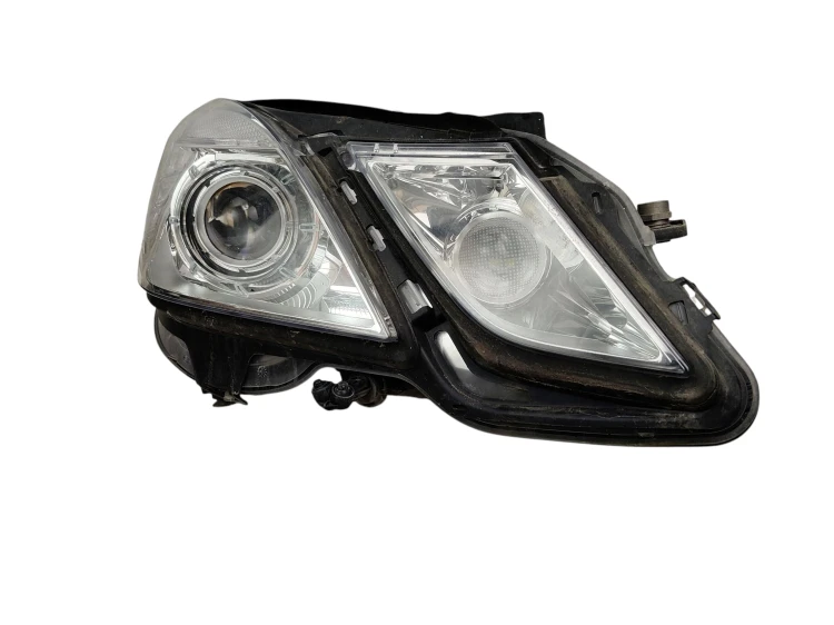 LAMPA PRAWY PRZÓD MERCEDES E W212 (2009-2012) 2.2 CDI 170KM KOMPLETNA