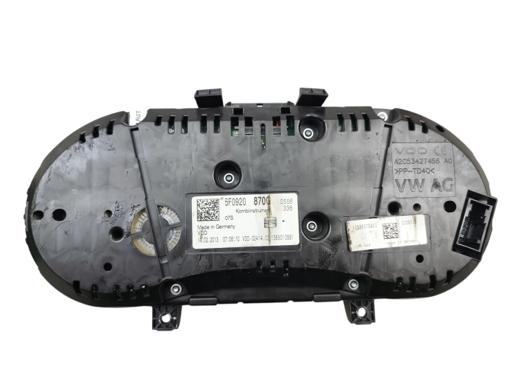 LICZNIK SEAT LEON III (2012-2016) 2.0 TDI 150KM 5F0920870G