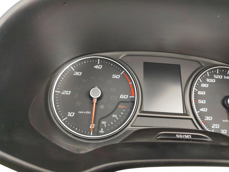 LICZNIK SEAT LEON III (2012-2016) 2.0 TDI 150KM 5F0920870G