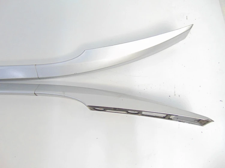 RELINGI DACHOWE RENAULT CLIO III (2005-2009) 1.4 16V