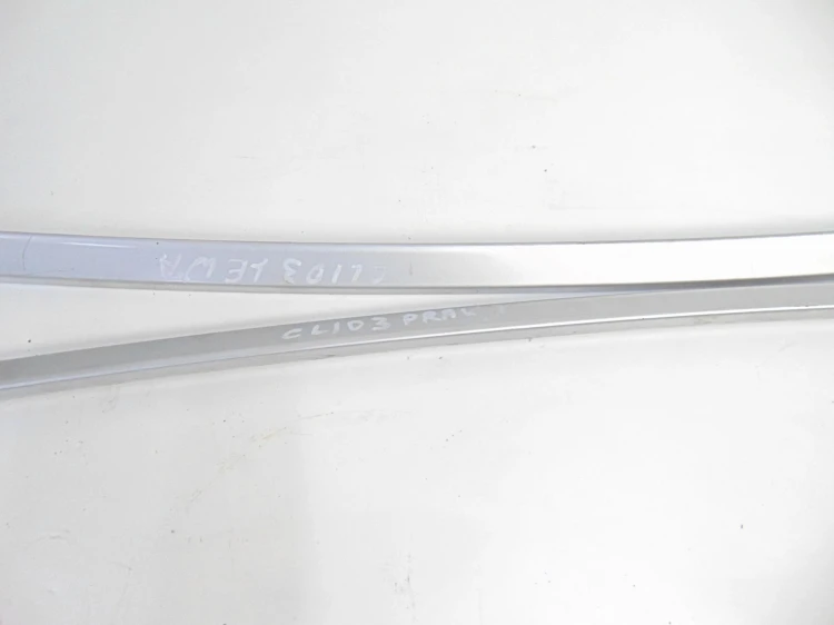 RELINGI DACHOWE RENAULT CLIO III (2005-2009) 1.4 16V