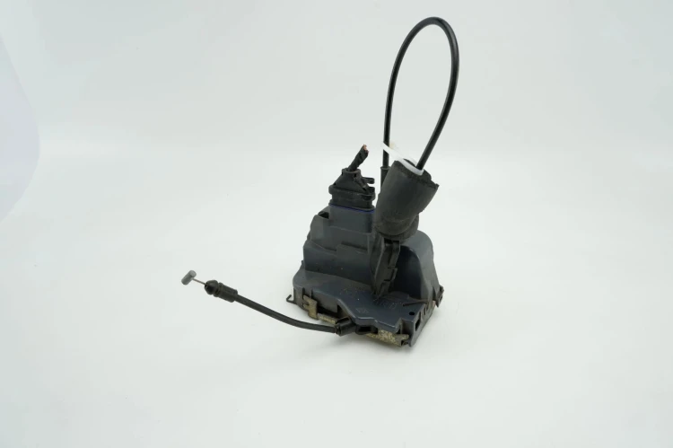 ZAMEK DRZWI PRAWY TYŁ RENAULT VEL SATIS (2002-2009) 2.2 DCI