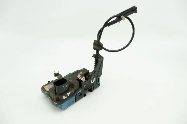 ZAMEK DRZWI LEWY PRZÓD VOLVO S80 I (1998-2004) 2.4 D 163 8650544