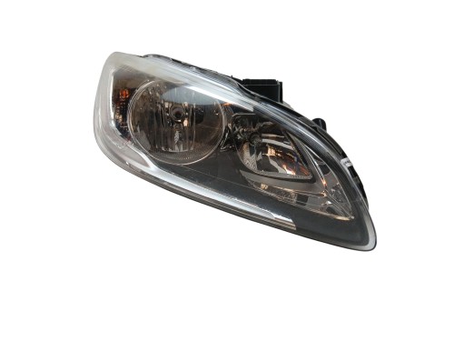 LAMPA PRAWY PRZÓD VOLVO V60 I LIFT (2013-2018) 2.0 D3 150KM 31420270