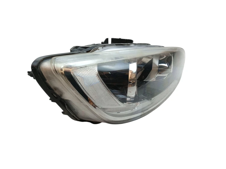 LAMPA PRAWY PRZÓD VOLVO V60 I LIFT (2013-2018) 2.0 D3 150KM 31420270
