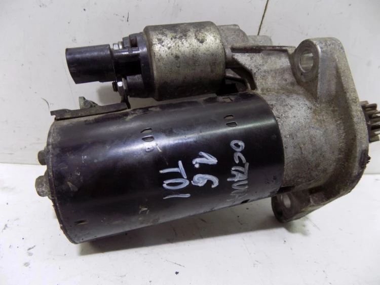 ROZRUSZNIK SKODA OCTAVIA II LIFT (2008-2013) 02Z911024H