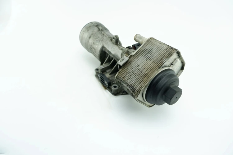 OBUDOWA FILTRA OLEJU CHŁODNICA SEAT LEON II (2005-2012) 045115389K