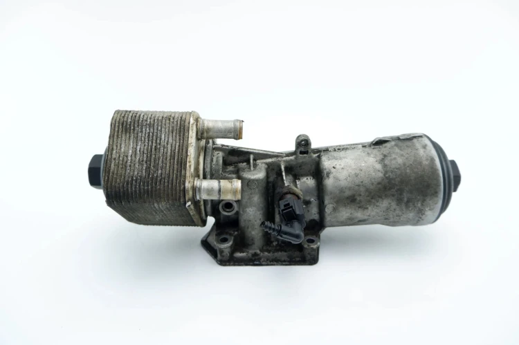 OBUDOWA FILTRA OLEJU CHŁODNICA SEAT LEON II (2005-2012) 045115389K