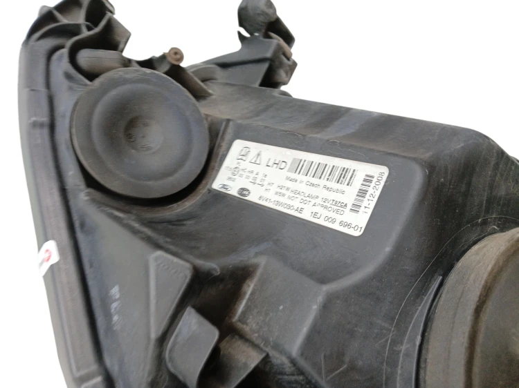 LAMPA LEWY PRZÓD FORD KUGA MK1 (2008-2010) 2.5 T 200KM 8V41-13W030-AE