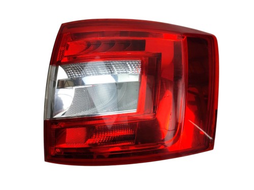 LAMPA PRAWY TYŁ SKODA OCTAVIA III LIFT (2016-2020) 2.0 TDI 150KM 5E9945096B