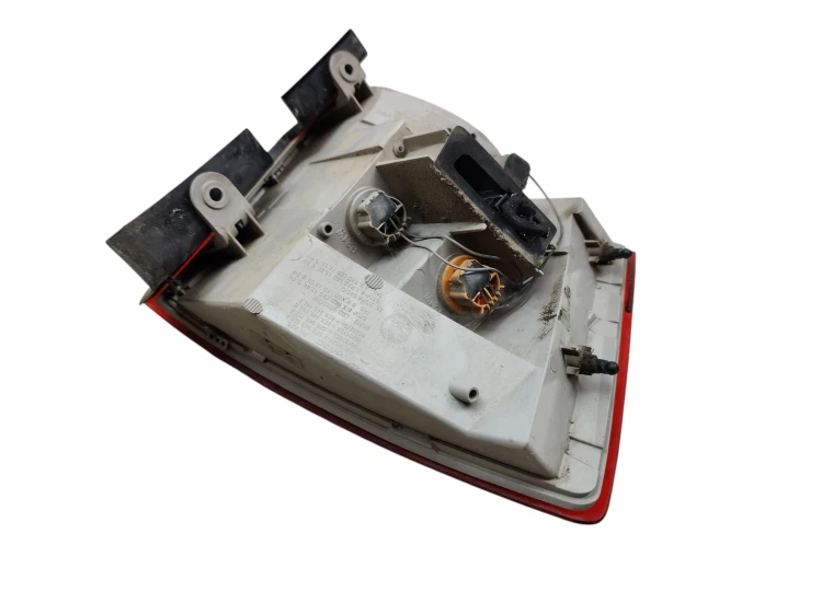 LAMPA PRAWY TYŁ SKODA OCTAVIA III LIFT (2016-2020) 2.0 TDI 150KM 5E9945096B
