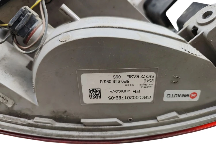 LAMPA PRAWY TYŁ SKODA OCTAVIA III LIFT (2016-2020) 2.0 TDI 150KM 5E9945096B
