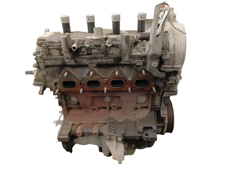 SILNIK SŁUPEK DACIA DUSTER I (2010-2013) 1.6 16V 105KM K4M690