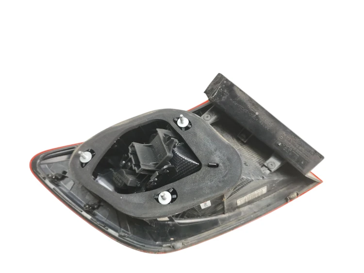 LAMPA PRAWY TYŁ SEAT IBIZA IV LIFT (2012-2015) 1.2 TSI 90KM 0285234100