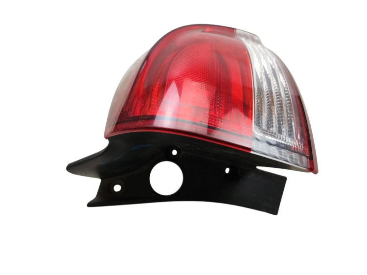 LAMPA PRAWY TYŁ RENAULT CLIO IV (2012-2016) 0.9 TCE 90KM 265507408R