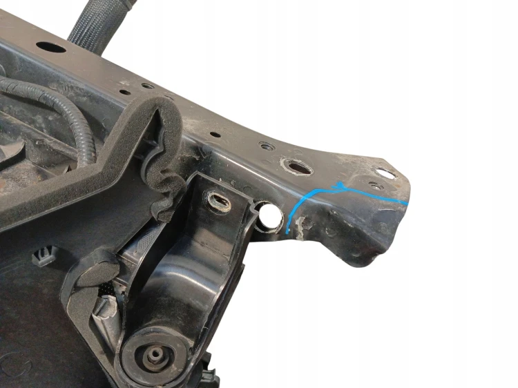 PAS PRZEDNI WZMOCNIENIE CHŁODNICE ABSORBER ŻALUZJA NISSAN QASHQAI J12