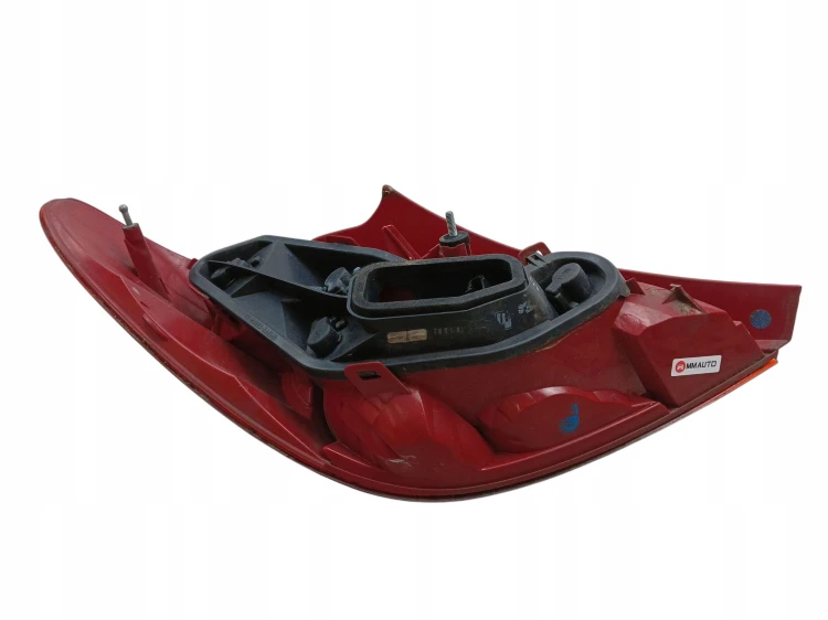 LAMPA PRAWY TYŁ PEUGEOT 207 (2006-2009) 1.6 HDI 109KM 9649986580
