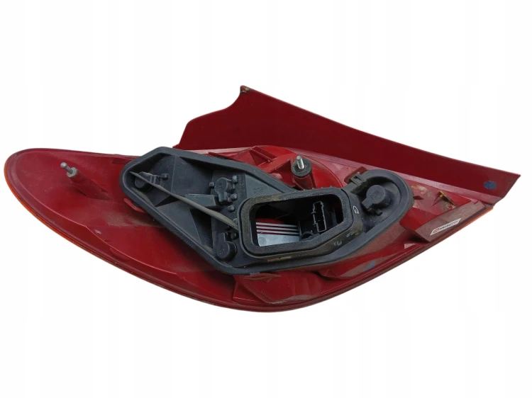 LAMPA PRAWY TYŁ PEUGEOT 207 (2006-2009) 1.6 HDI 109KM 9649986580